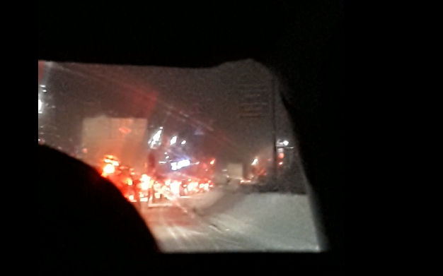 Видео: из-за ДТП на мосту перед въездом в Чепецк образовалась огромная пробка