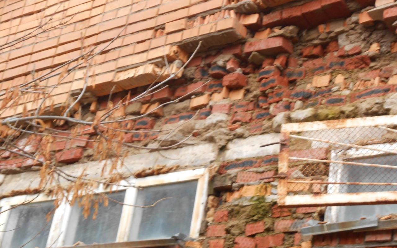 В Чепецке отремонтируют разрушающееся здание на территории школы в Боево