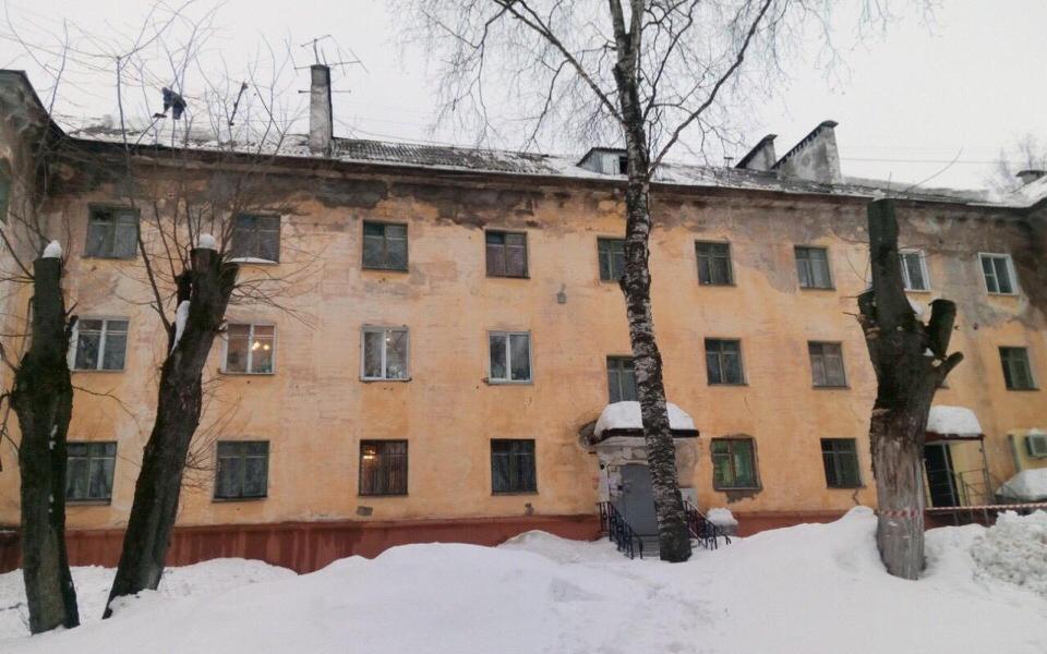 Стало известно, какая УК ответит за падение снега на чепчанина