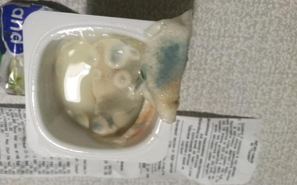 "Очень неприятно": житель Чепецка купил некачественный йогурт