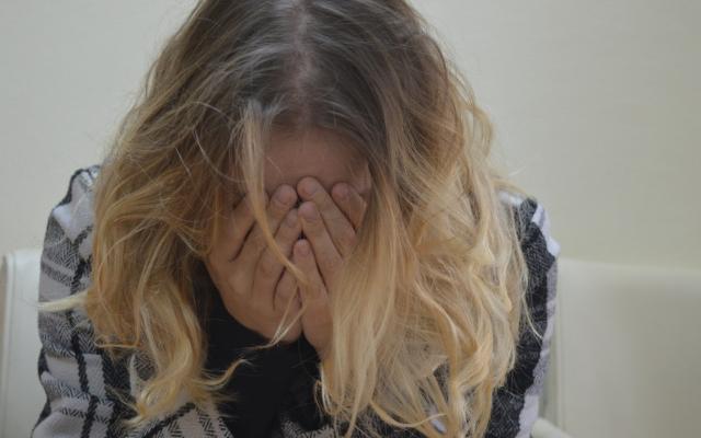 Жительницу Чепецка, избивавшую дочь, лишили родительских прав