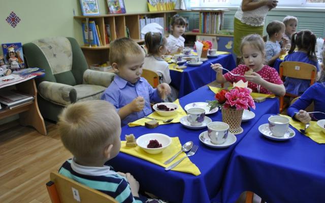 Роспотребнадзор нашел нарушения организации питания в детском саду Кирово-Чепецка