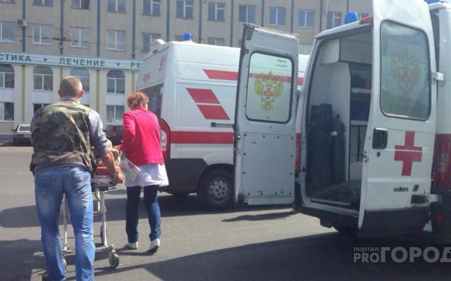 Выпавший из окна дома в Чепецке 2-летний ребенок умер в больнице