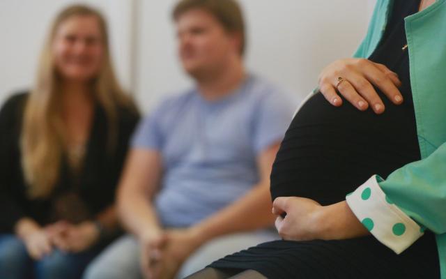 Беременную седьмым ребенком мать из Кировской области отправили в колонию