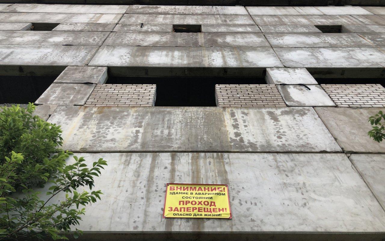 Организатор прыжков на заброшенном здании в Чепецке прокомментировал несчастный случай с падением ребенка