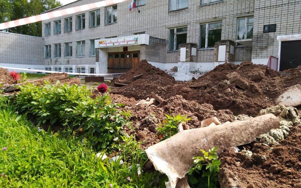 "По всему поселку - объявления с извинениями ": жители Ключей 3 месяца живут без горячей воды