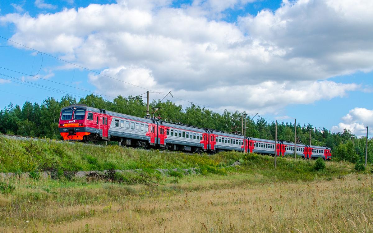 Жители Кировской области могут купить билет на поезд за полцены до конца августа