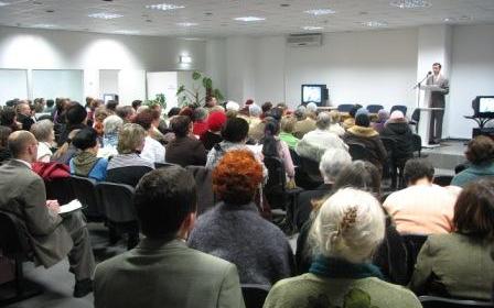 В Кирово-Чепецке прокуратура требует отобрать помещение у "Свидетелей Иеговы"