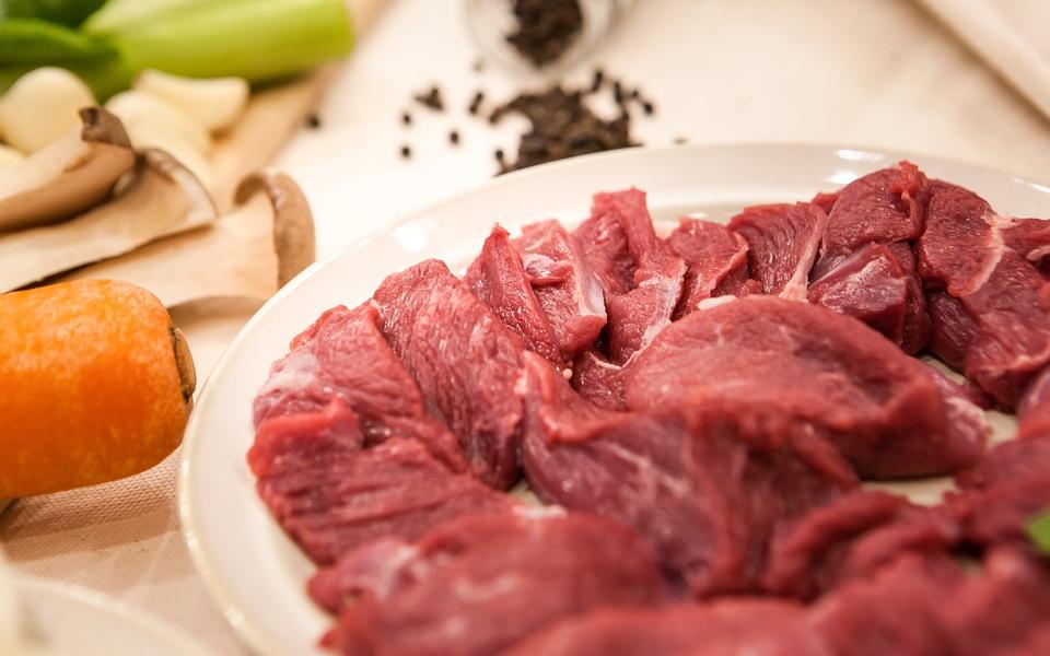 Известно, какое мясо самое вредное для здоровья человека