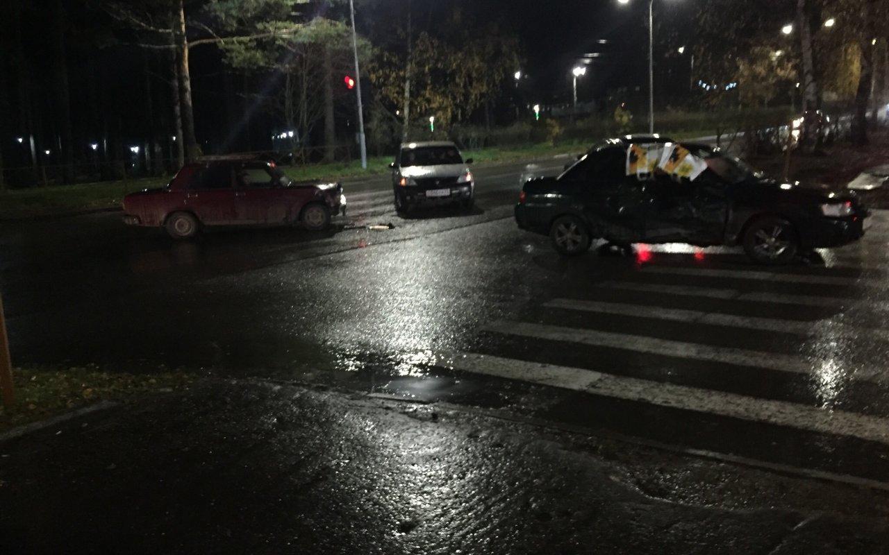 В Кирово-Чепецке за день на одной улице произошло два ДТП