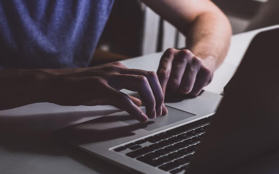 В Кирово-Чепецке прокуратура добилась запрета 12 криминальных сайтов