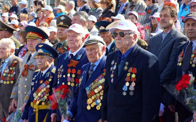 Чепецкие ветераны Великой Отечественной войны получили помощь в ремонте жилья