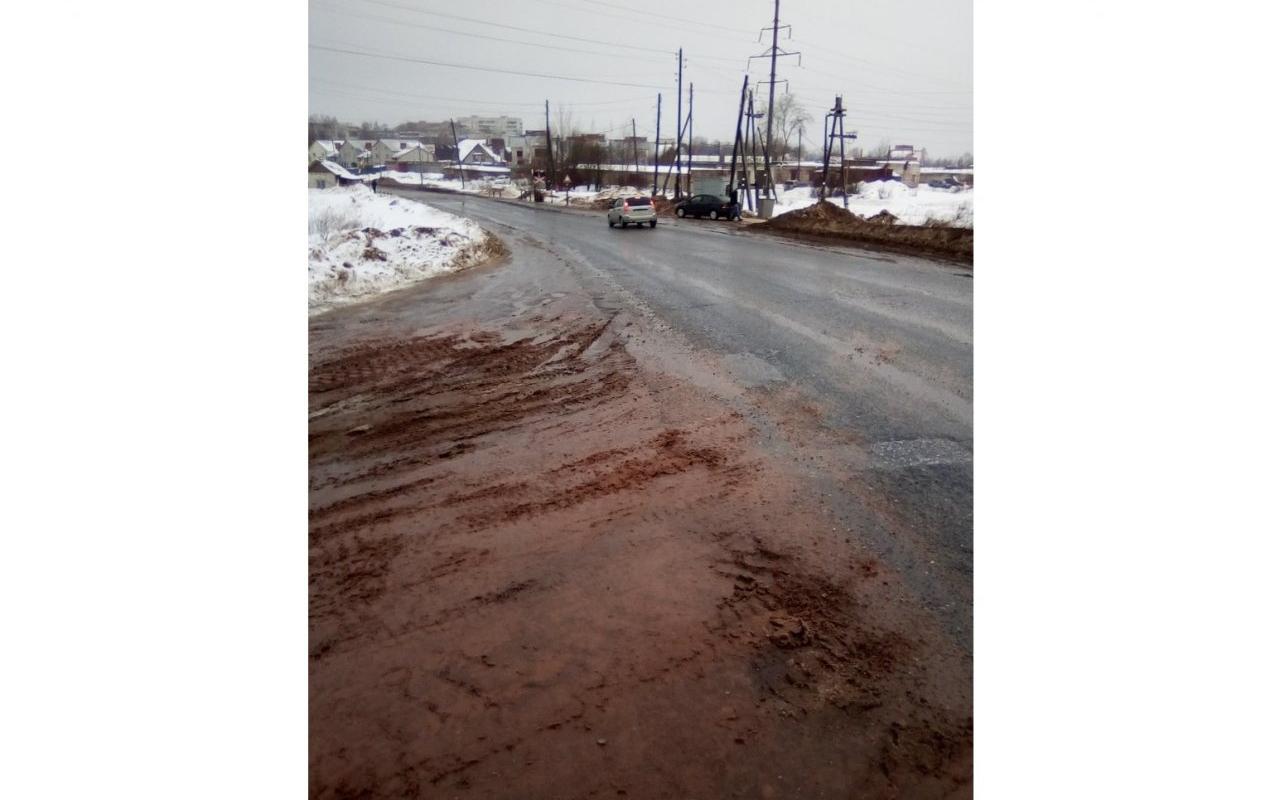 Рейдерские захваты, грязь и нерасчищенные улицы: главные сообщения чепчан из соцсетей