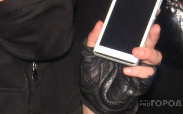 57-летнего чепчанина задержали за кражу телефона в кафе