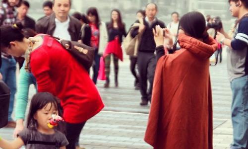 "Наши не в Раше": в Гонконге у каждой бабушки есть айфон