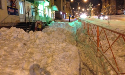 В Чепецке не чистят тротуары