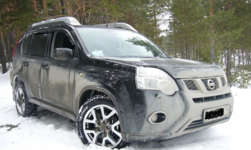 Семь спасателей тушили внедорожник в Кирово-Чепецком районе