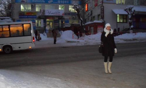 За 15 минут в Чепецке 16 человек перешли дорогу в неположенном месте