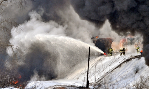Светская львица Ксения Собчак назвала пожар в Нововятске "салютиком"