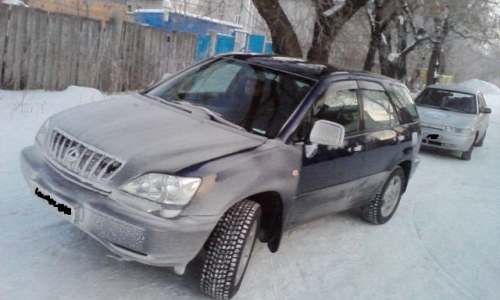 Водитель на "Лексусе" посреди Чепецка сбил ребенка