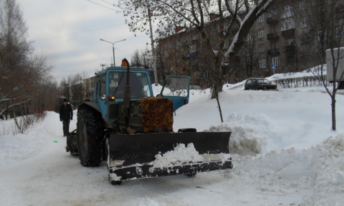 Виталий Жилин: "Очищать дороги в Чепецке стали лучше!"