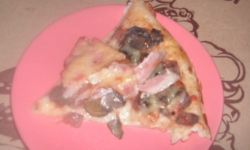 Чепчанка нашла в пицце 50 копеек