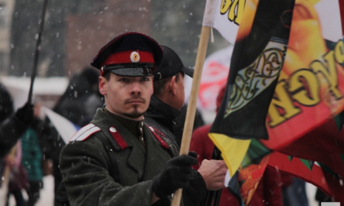 Жители Кировской области вышли на митинг за Крым (фото)