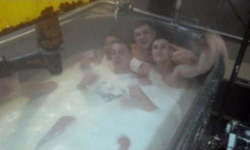 Работники сырного завода купались в молоке: их продукцию ели и в Чепецке