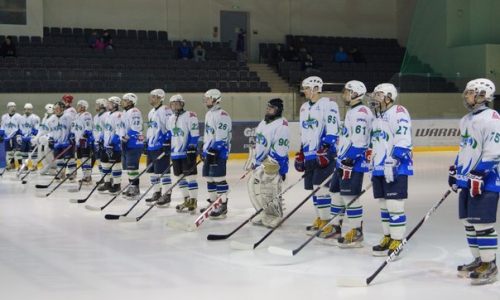 В Чепецке состоялся исторический хоккейный матч (новость от читателей)