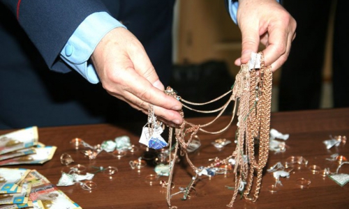 Чепецкий ювелир обокрал 6 своих клиентов