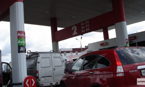 В Кировской области признано законным повышение цен на бензин