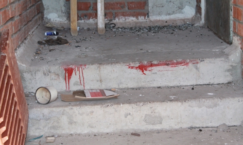 Шокирующие фотографии с места страшного убийства 10-летней девочки в Чепецке