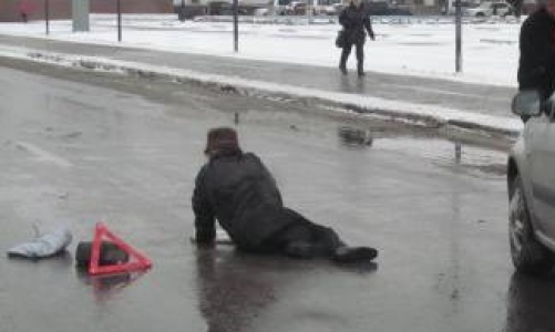 Бывший УФСИНовец сбил женщину: у нее тяжелые травмы