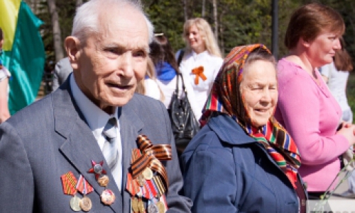 9 Мая в Чепецке: горожане выйдут на парад, пробегут эстафету и посмотрят на салют (АФИША)