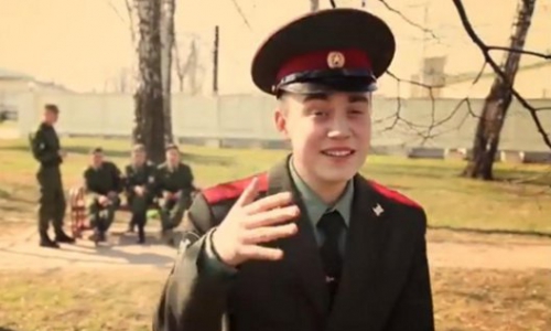 Рeпер из Чепецка в армии снял романтический клип: его девушка в восторге (ВИДЕО)