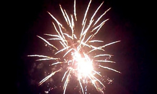 Салют в Кирово-Чепецке растянули на 10 минут (ВИДЕО)