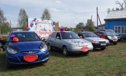 В Фатеево прошел конкурс среди девушек за рулем (ФОТО)