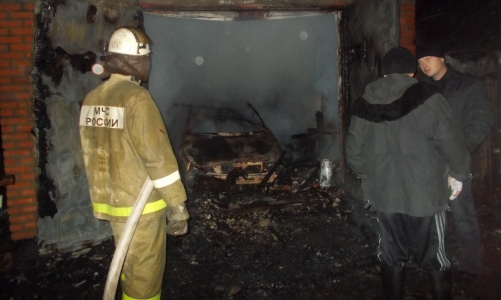 За выходные в Чепецке сгорели два частных гаража