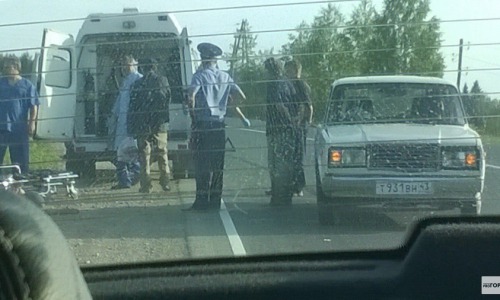 Трагедия в Радужном: ВАЗ насмерть сбил пожилую женщину, тело несколько часов лежало на дороге