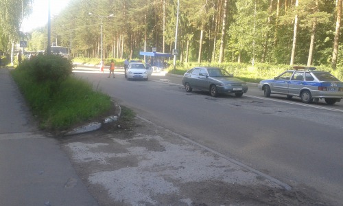 В Кирово-Чепецке на пешеходном переходе сбили маму с ребенком: малыш погиб