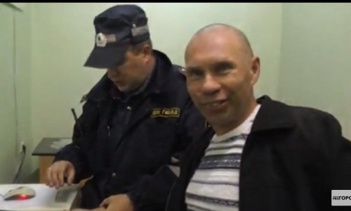 Видео: в Кирове пьяный таксист из Чепецка сбил пешехода и скрылся с места аварии