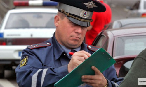 Вопрос-ответ: нужно ли пристегиваться, когда едешь на заднем сидении такси?