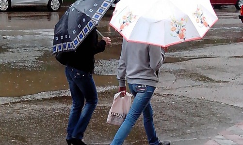 В предстоящие выходные в Чепецке будет тепло, но дождливо