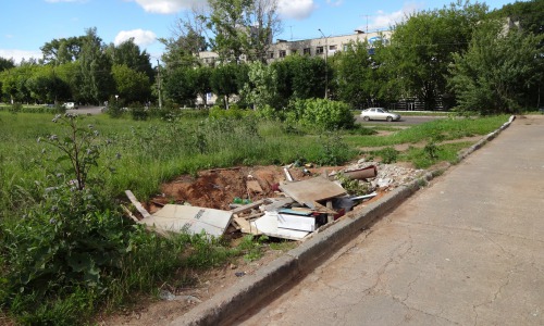 Чепецкие дворы превратились в "свалки"
