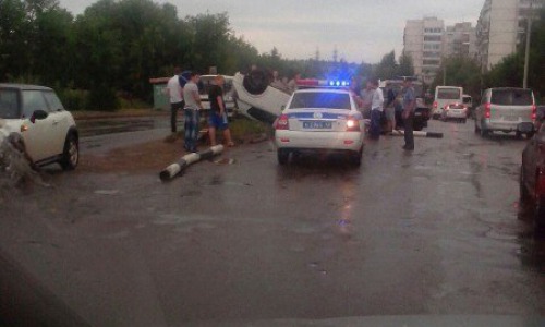 ДТП в Кирово-Чепецке: иномарка перевернулась на крышу