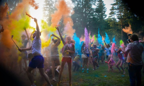 Фоторепортаж от наших читателей: фестиваль красок в Кирово-Чепецке