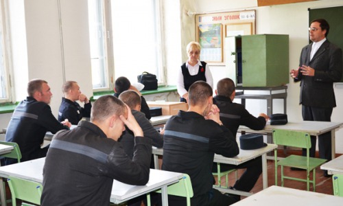 В Кирово-Чепецке более 90 заключенных сели за парту в День знаний