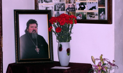 В Кирово-Чепецке сотни горожан отдали дань памяти протоиерею Николаю Федько