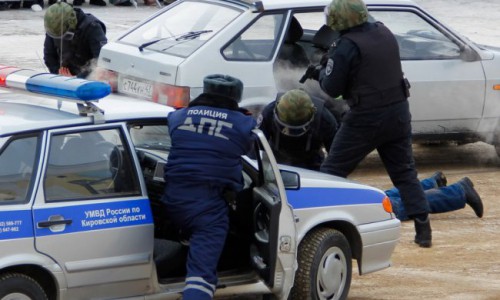 В Кирове за виновником ДТП устроили погоню со стрельбой