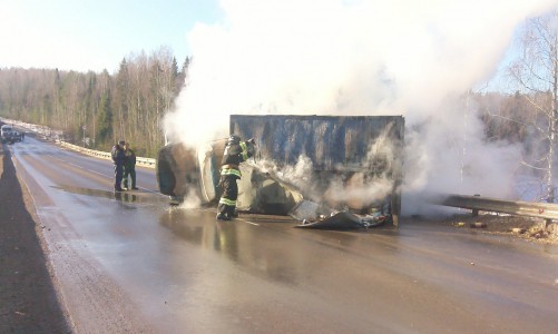 В Кировской области едва не взорвался грузовик